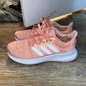 Women’s Adidas Runfalcon shoes